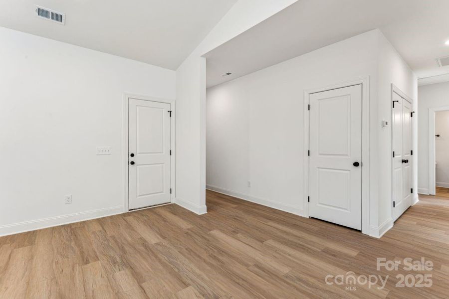 Dining Area Dining Area