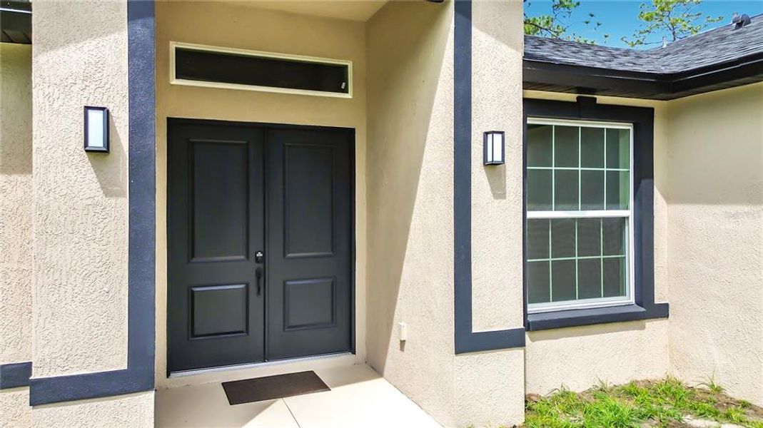 Exterior details and patio area of a home in , Citrus Springs (Image 33).