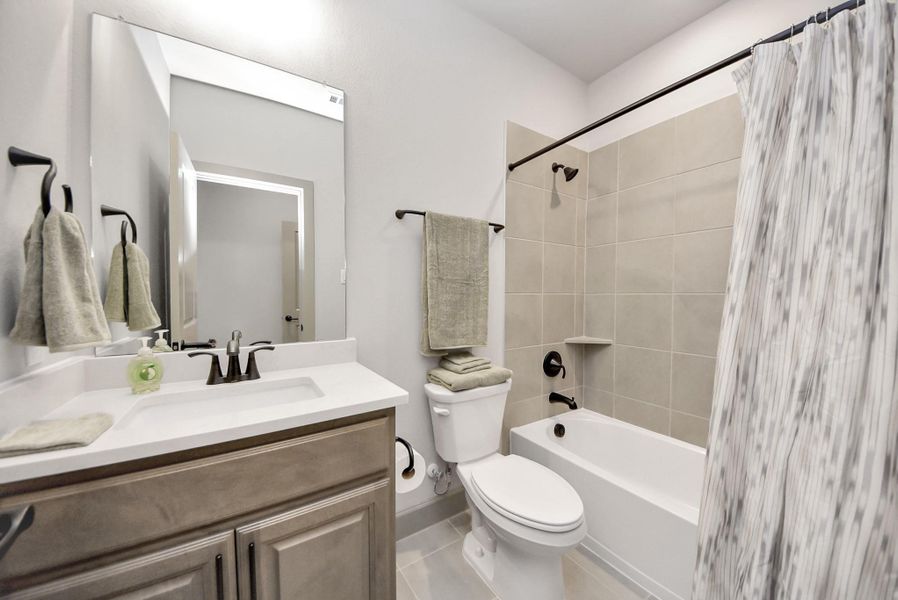Furnished interior view inside a new home in , Missouri City (Image 38). Furnished interior view inside a new home in , Missouri City (Image 38).