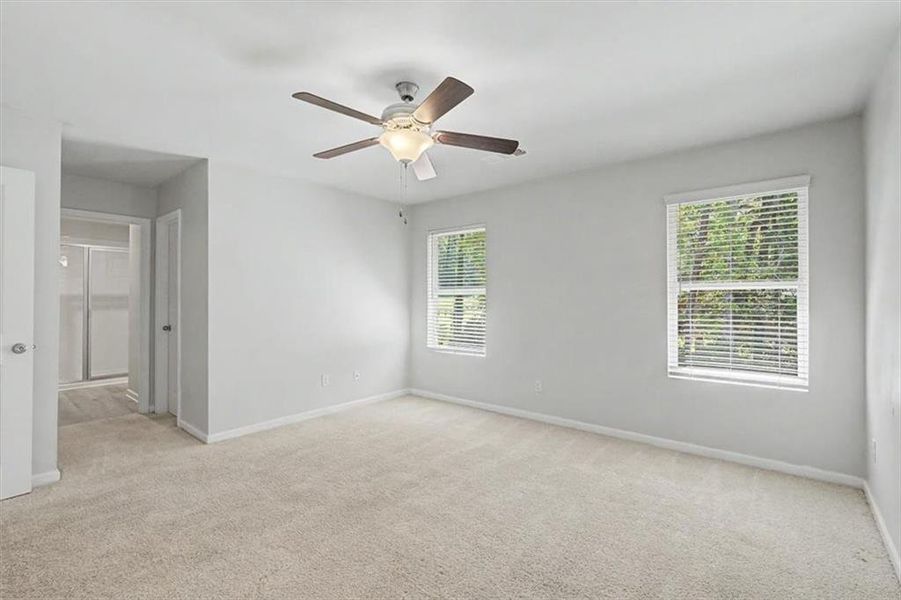Spacious, unfurnished interior of a new home in Deer Creek, Temple (Image 24).