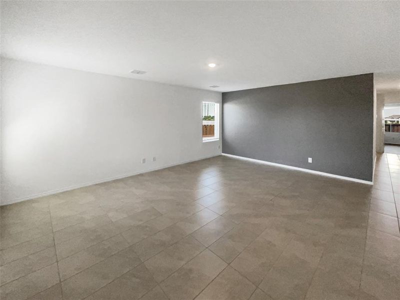 Spacious, unfurnished interior of a new home in , Forney (Image 12).