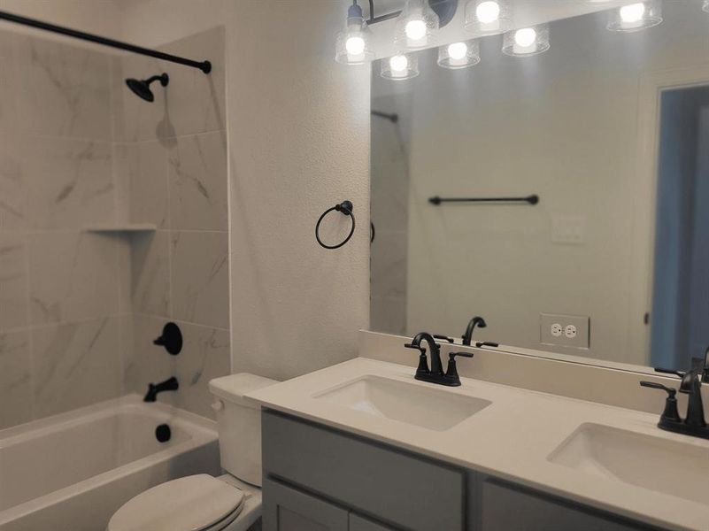 Furnished interior view inside a new home in Mercer Meadows, Royse City (Image 6). Furnished interior view inside a new home in Mercer Meadows, Royse City (Image 6).