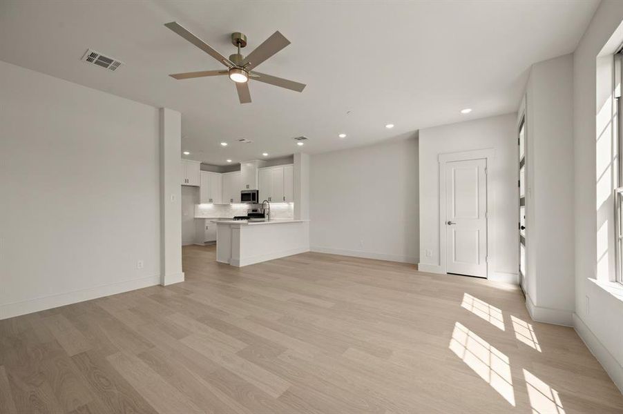 Our Bella floor plan offers an open and flowing space perfect for entertaining.
