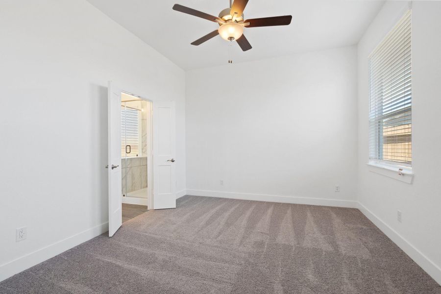 Spacious, unfurnished interior of a new home in Emory Glen, Magnolia (Image 22).