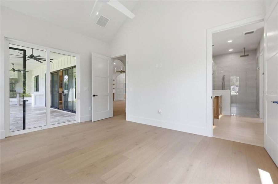 Spacious, unfurnished interior of a new home in , Newberry (Image 21).