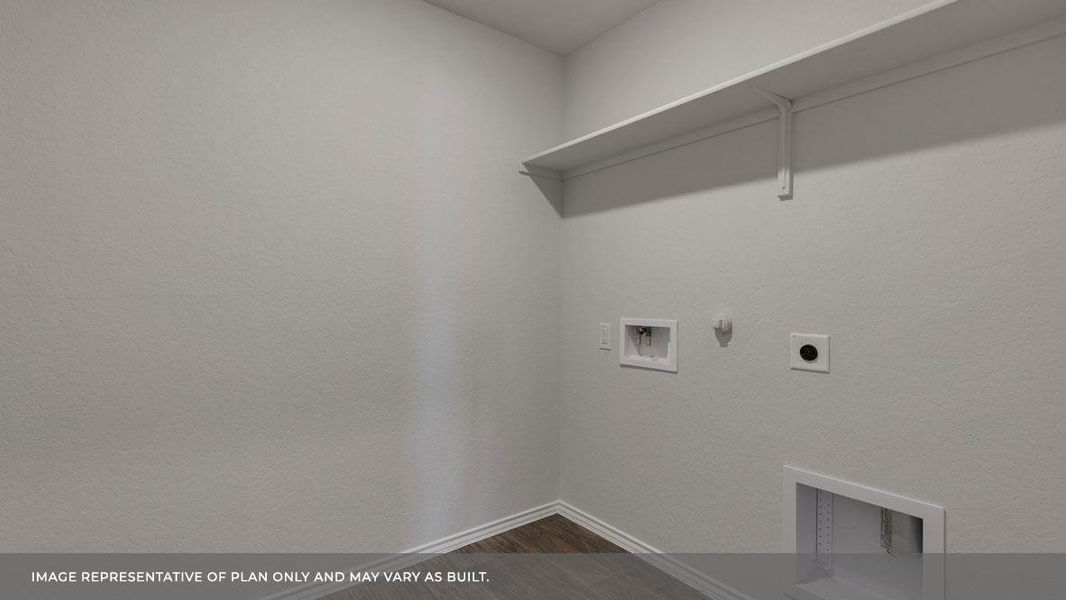 Spacious, unfurnished interior of a new home in Bar W Ranch, Leander (Image 13). Spacious, unfurnished interior of a new home in Bar W Ranch, Leander (Image 13).