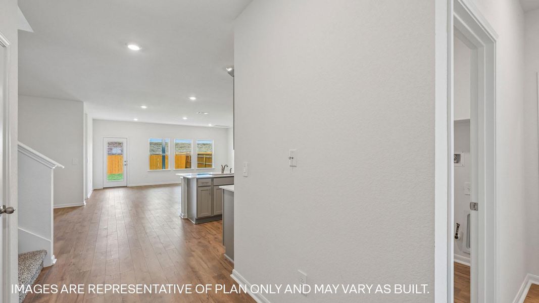 Spacious, unfurnished interior of a new home in Prairie Lakes, Buda (Image 14).