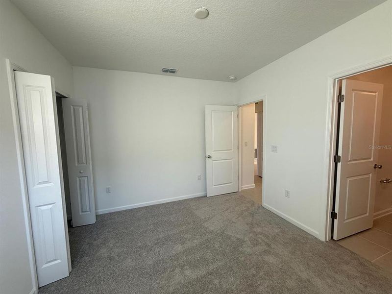 Spacious, unfurnished interior of a new home in , Kissimmee (Image 40).