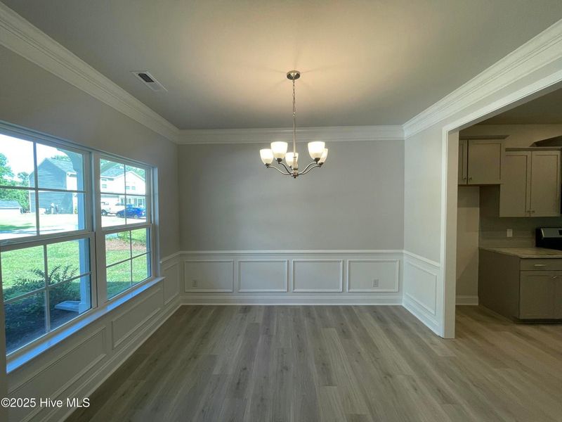 Spacious, unfurnished interior of a new home in Mill Creek Cove, Bolivia (Image 11). Spacious, unfurnished interior of a new home in Mill Creek Cove, Bolivia (Image 11).