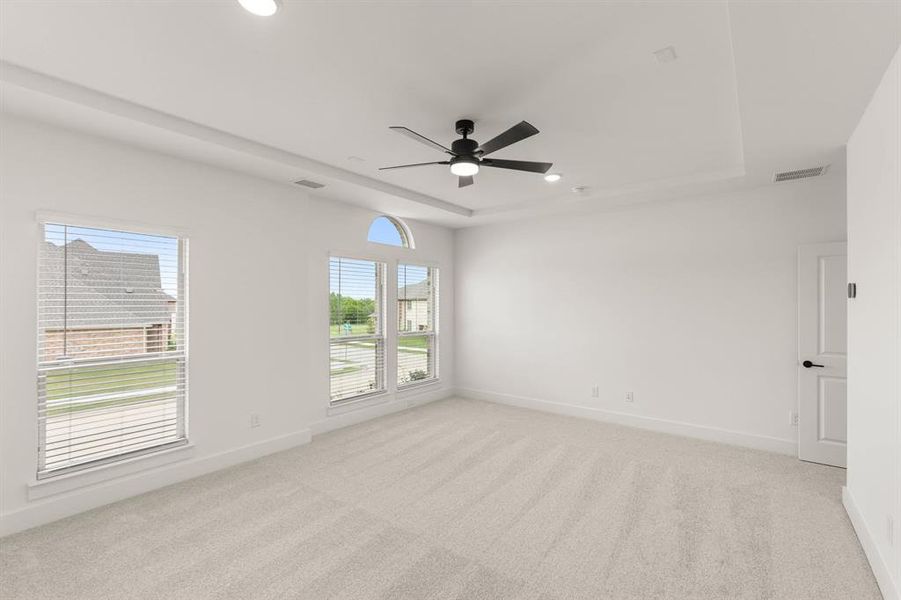 520 Elias-Primary Suite-2