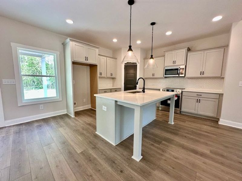 Furnished interior view inside a new home in Lower Big Springs, LaGrange (Image 3).