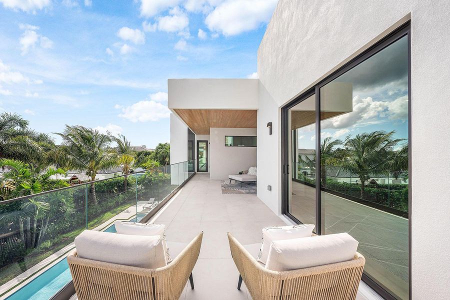 Exterior details and patio area of a home in , Boca Raton (Image 31).
