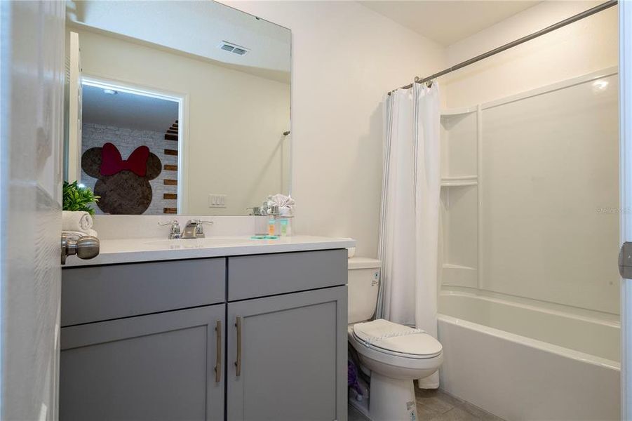 Furnished interior view inside a new home in Solara Resort, Kissimmee (Image 71).