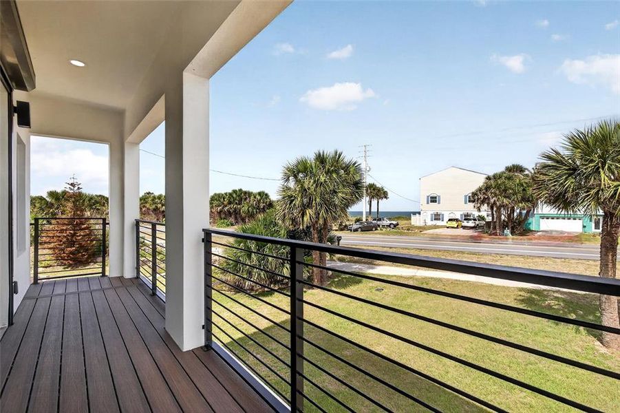 Exterior details and patio area of a home in , Flagler Beach (Image 35).