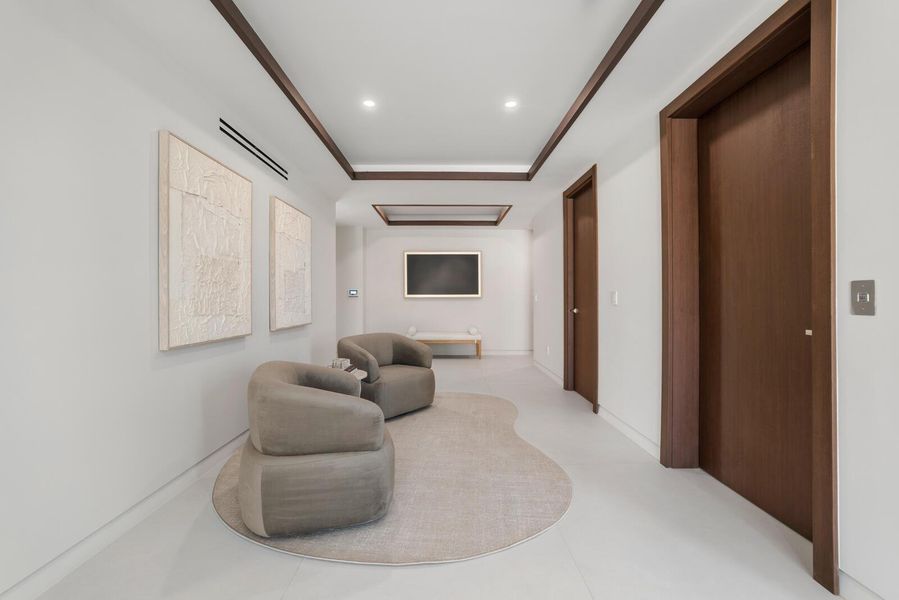 _LG10632-MLS _LG10632-MLS