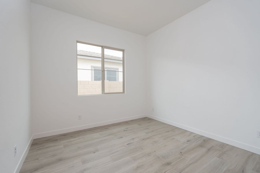 Spacious, unfurnished interior of a new home in Waterston Central, Gilbert (Image 17).