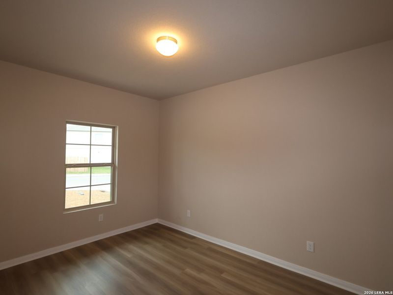 Spacious, unfurnished interior of a new home in Agave, San Antonio (Image 22).
