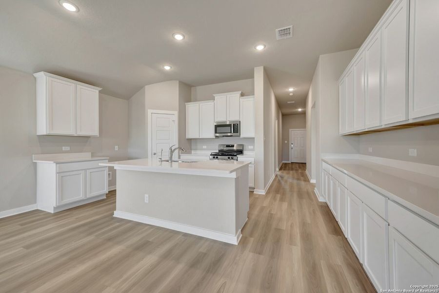 Furnished interior view inside a new home in Winding Brook, San Antonio (Image 5).