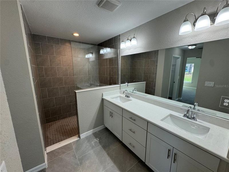 Furnished interior view inside a new home in , Citrus Springs (Image 6).