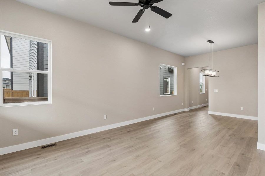 Spacious, unfurnished interior of a new home in Aspen Meadows-4, Colorado Springs (Image 12). Spacious, unfurnished interior of a new home in Aspen Meadows-4, Colorado Springs (Image 12).