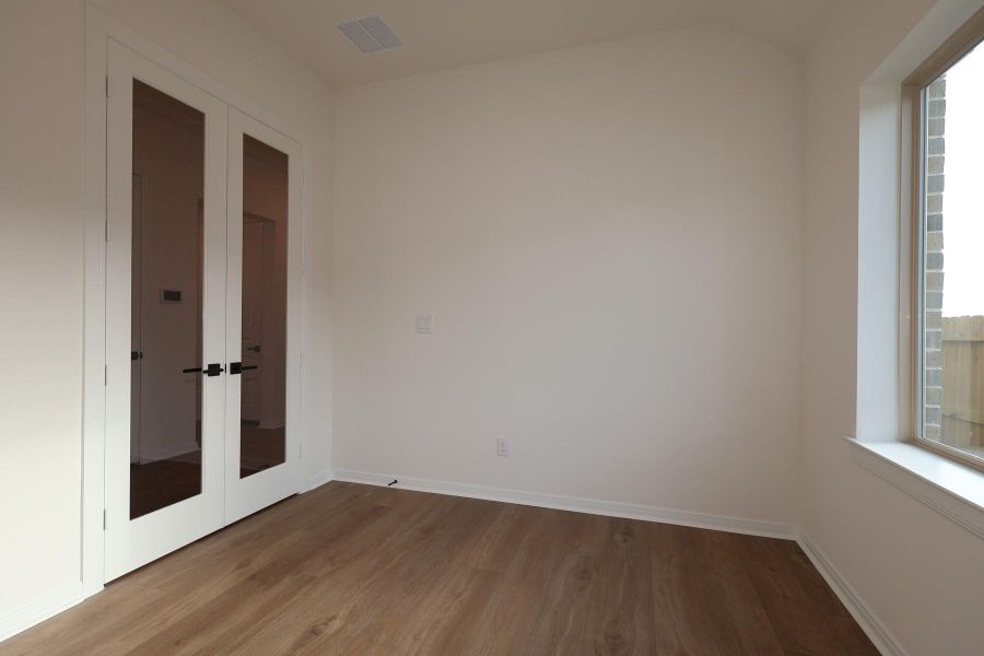 Spacious, unfurnished interior of a new home in Escondido - Terrace Collection, Magnolia (Image 26).
