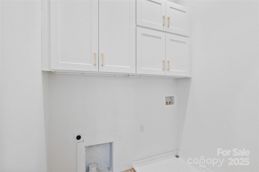 Image 22 of a home in .