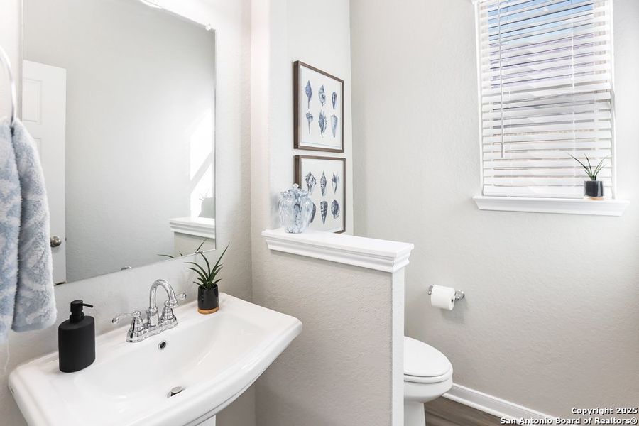 Furnished interior view inside a new home in Buffalo Crossing, Cibolo (Image 9). Furnished interior view inside a new home in Buffalo Crossing, Cibolo (Image 9).