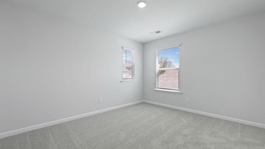 Spacious, unfurnished interior of a new home in Lakeview at Kitfield, Moncks Corner (Image 13).