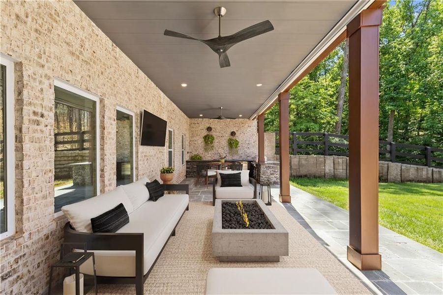 Exterior details and patio area of a home in , Alpharetta (Image 40).