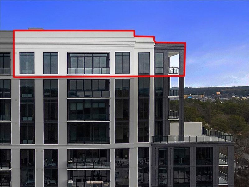 Condo located in Atlanta, GA showcasing its design and architecture (Image 46).
