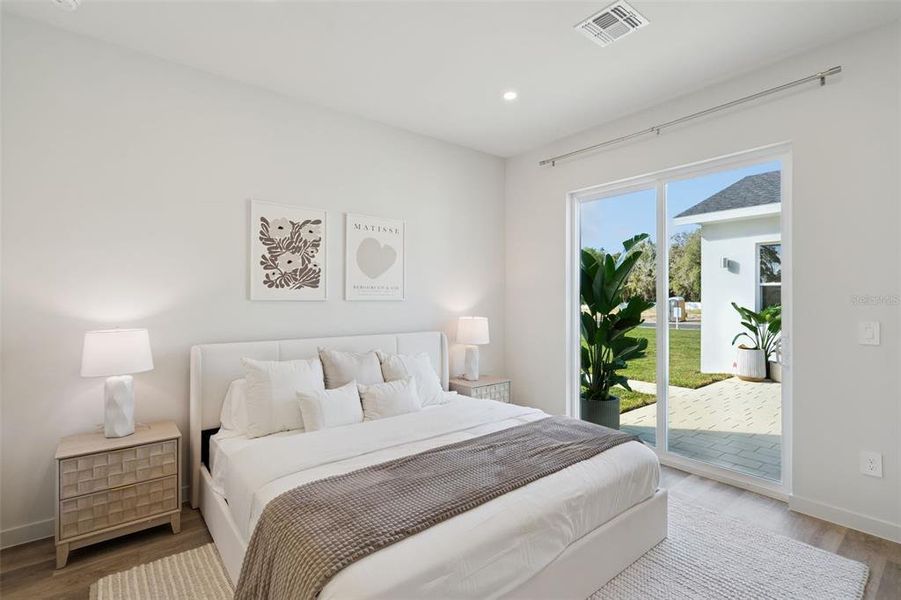 Furnished interior view inside a new home in , Lady Lake (Image 18).