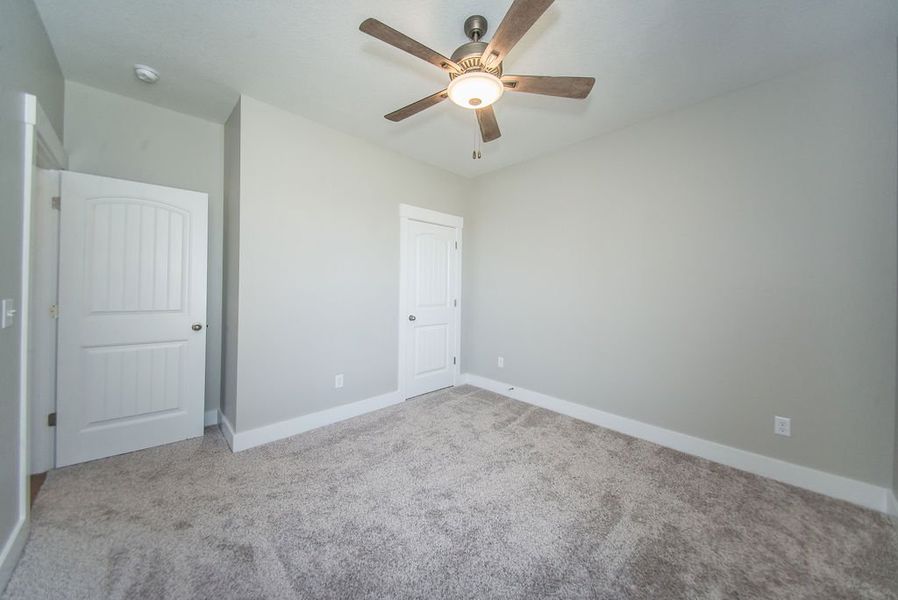 Representative unfurnished interior of a home built from the Beaumont Elite by Enchanted Homes in Pointe Summit, Slater-Marietta (Image 28).