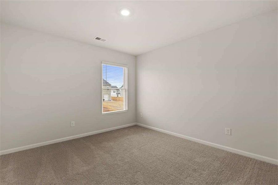 Spacious, unfurnished interior of a new home in Poplar Preserve, Newnan (Image 16).