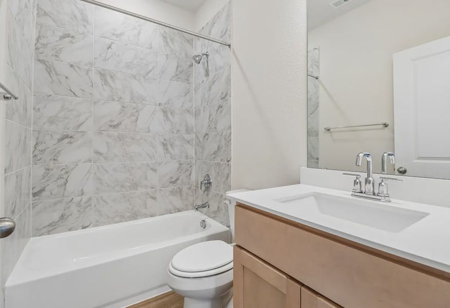 Homesite 1705 Bath 2 - 13 of 14 Homesite 1705 Bath 2 - 13 of 14