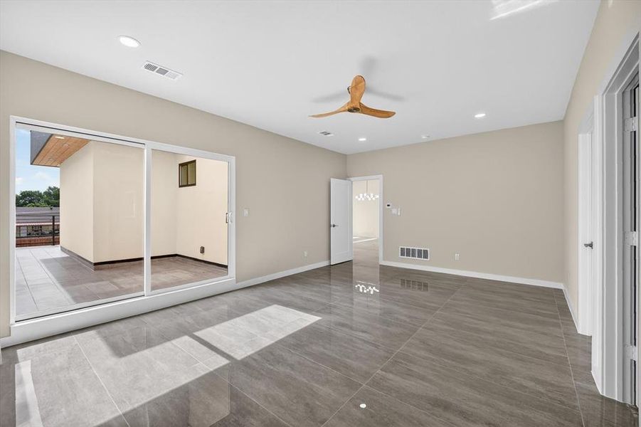 Spacious, unfurnished interior of a new home in , Irving (Image 31). Spacious, unfurnished interior of a new home in , Irving (Image 31).