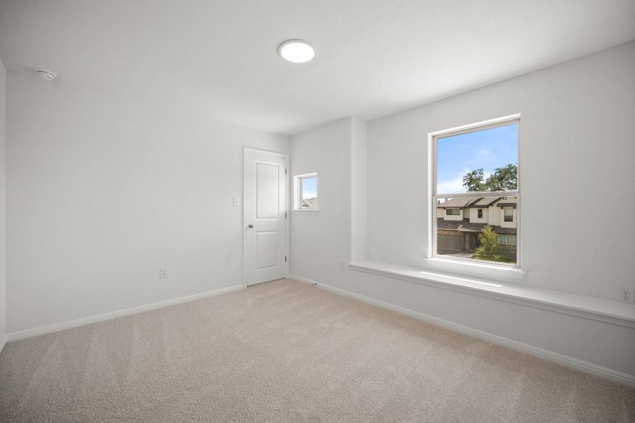 Spacious, unfurnished interior of a new home in The Hills of Bear Creek, Manchaca (Image 17).