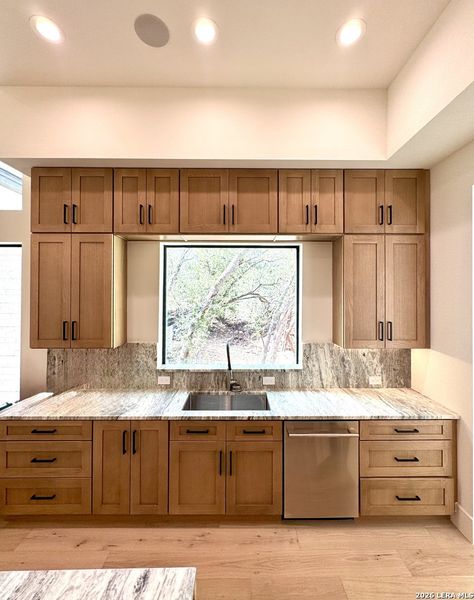 Furnished interior view inside a new home in , Boerne (Image 11).