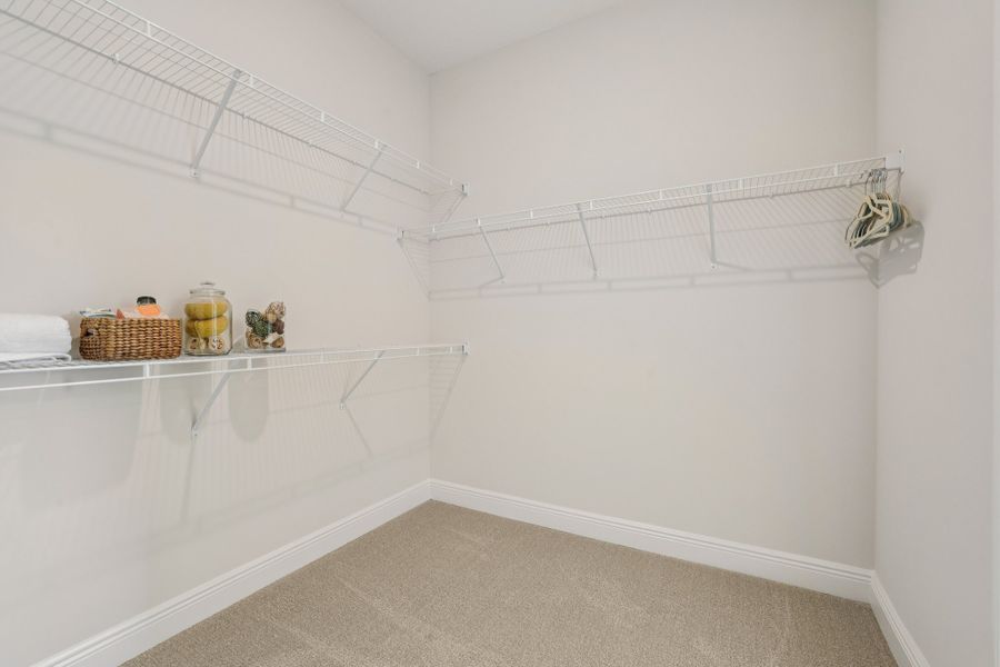 Spacious, unfurnished interior of a new home in Palm Bay, Palm Bay (Image 20).