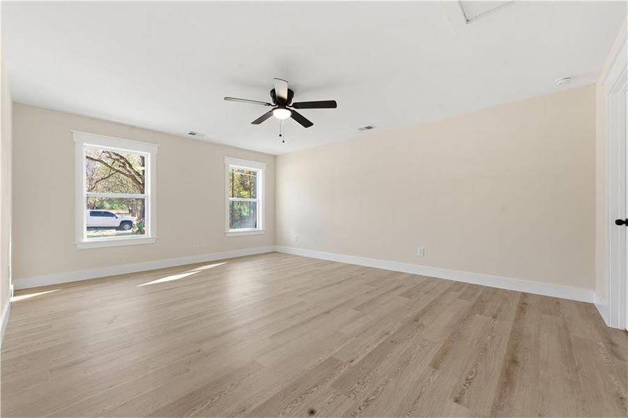 Spacious, unfurnished interior of a new home in , Cartersville (Image 17).