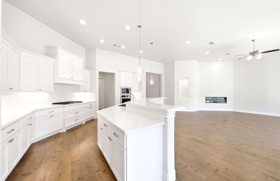Representative furnished interior of a home built from the 2688AU by Ravenna Homes in Audubon 60′, Magnolia (Image 9).
