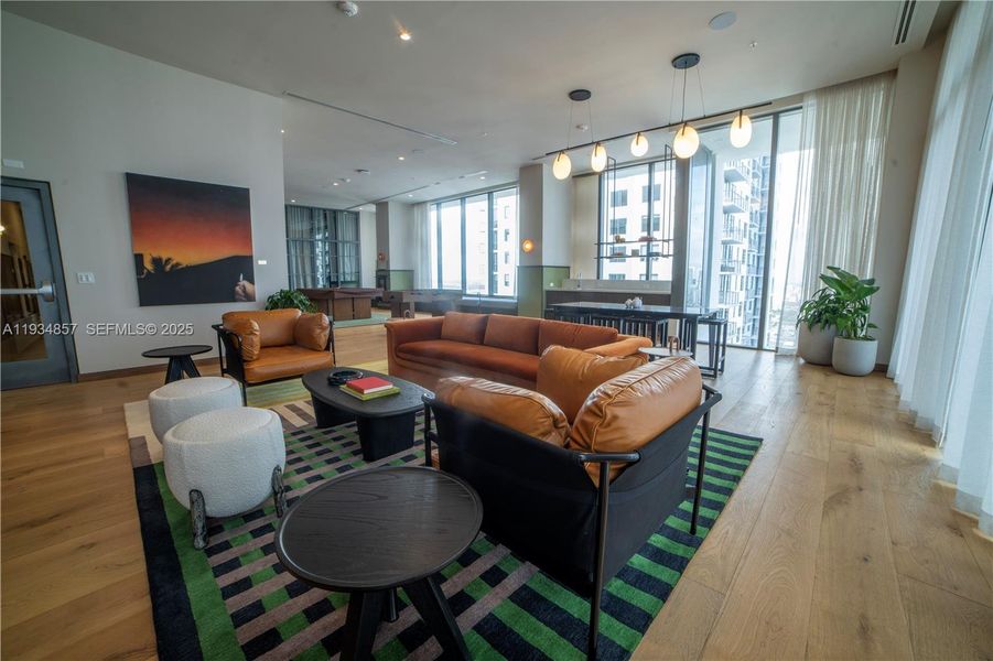 Community amenities in , Miami (Image 29).