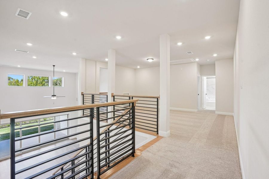 Spacious, unfurnished interior of a new home in , Missouri City (Image 33). Spacious, unfurnished interior of a new home in , Missouri City (Image 33).