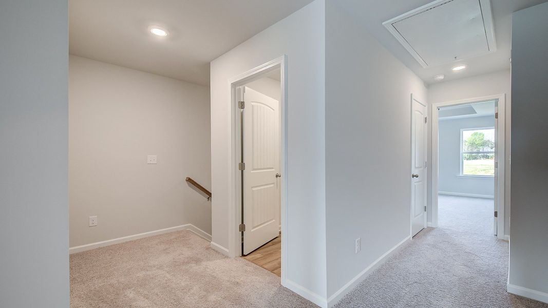 Spacious, unfurnished interior of a new home in Langley Overlook, Loganville (Image 18).