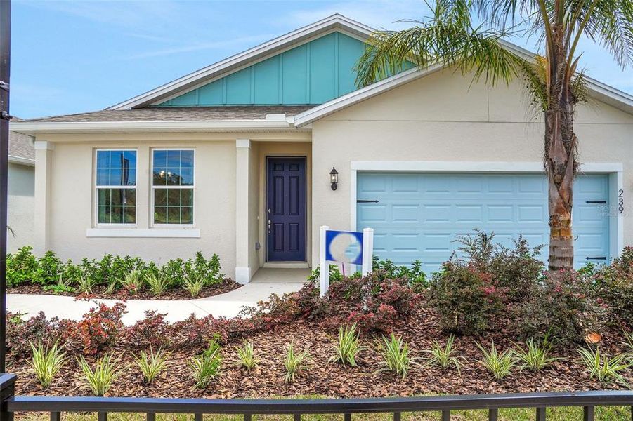Exterior details and patio area of a home in Willowbrook North, Winter Haven (Image 22).