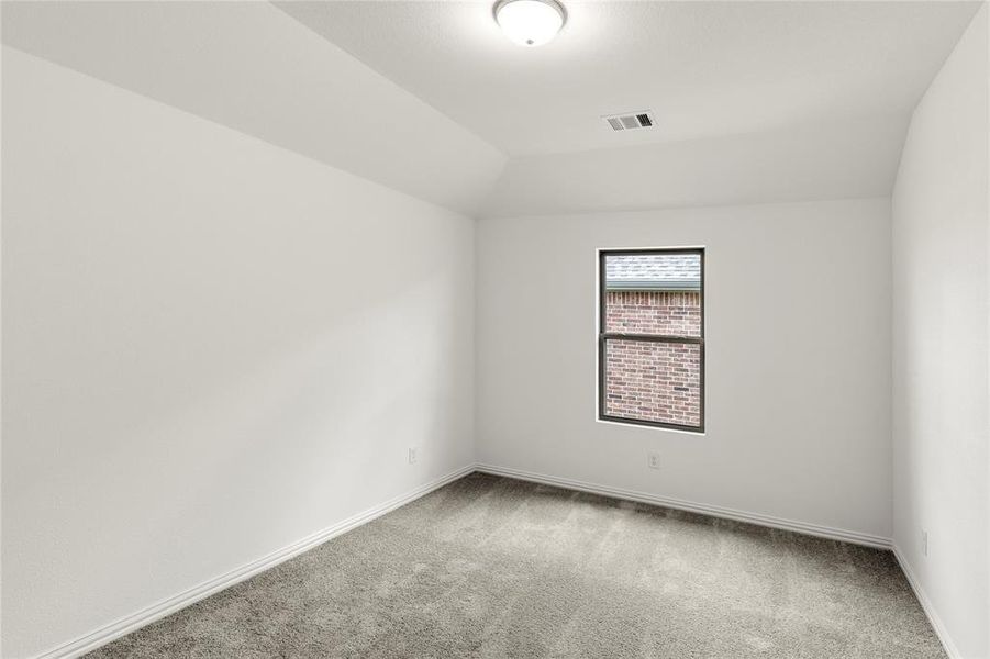 20. 744 Waterhouse - Bed 2 20. 744 Waterhouse - Bed 2