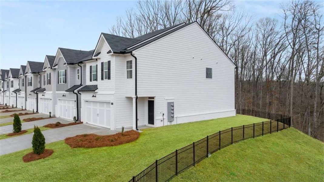 Image 58 of a home in Echo Glen.