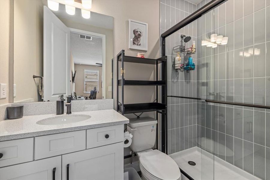 Furnished interior view inside a new home in , Lakewood Ranch (Image 41).