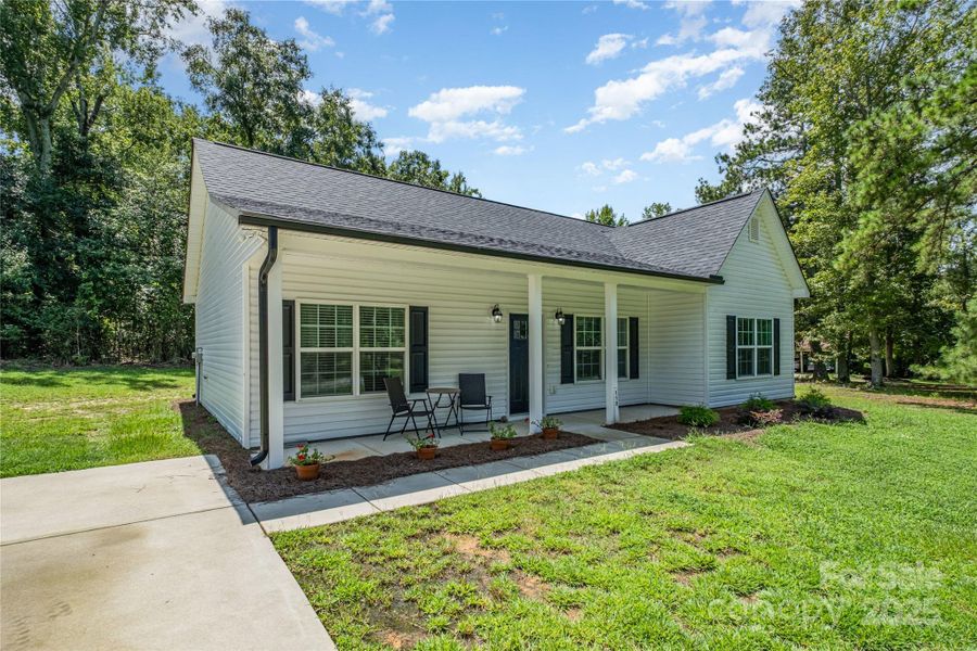 Front exterior of a new home in , Pageland, SC, highlighting curb appeal (Image 21).