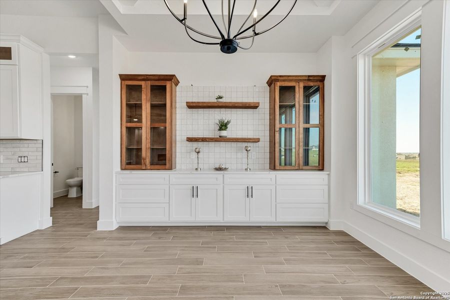 Furnished interior view inside a new home in , La Vernia (Image 11).