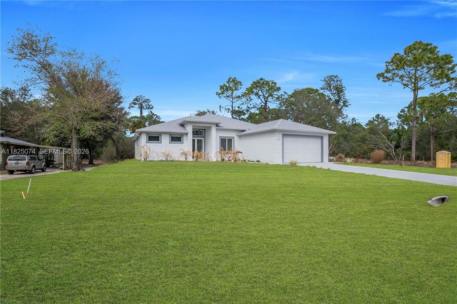 Exterior details and patio area of a home in , Lehigh Acres (Image 28).